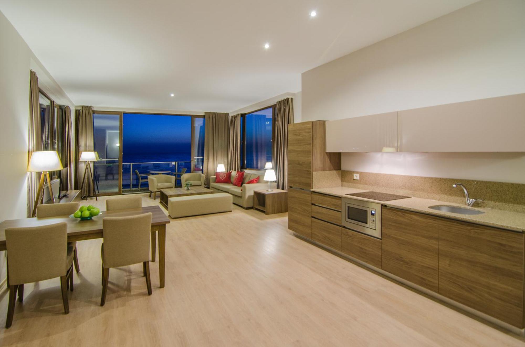 Two-Bedroom Apartment,1275066187:JPEG