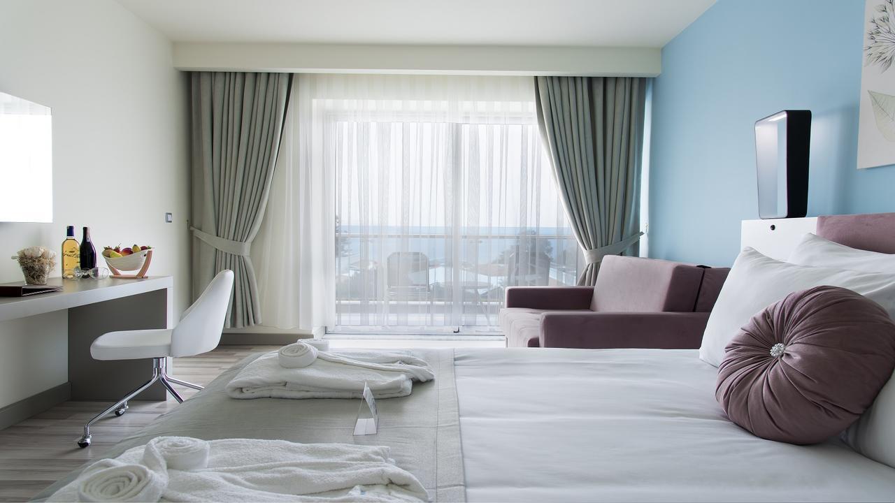 Deluxe Double Room City View