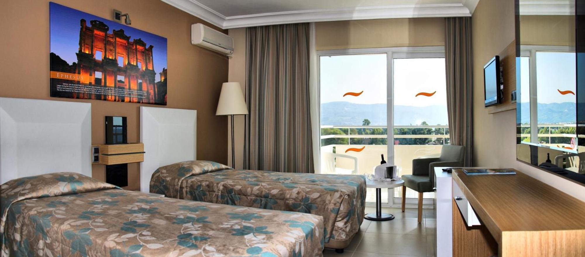Standard Double or Twin Room with Sea View