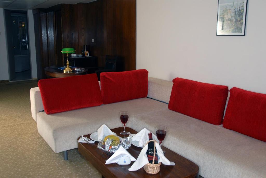 Suite Sea View Adults Only,64624780:JPEG