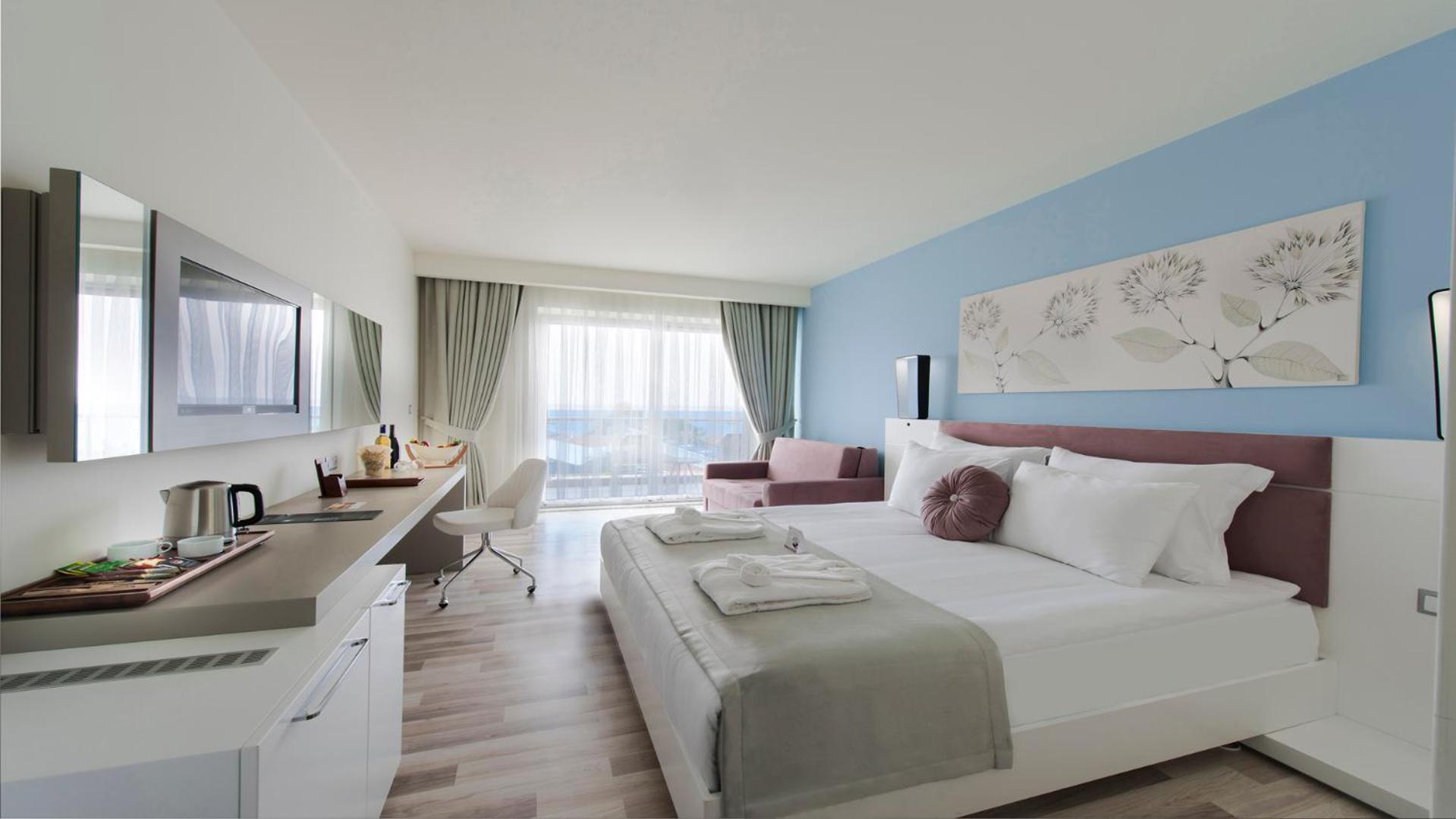 Deluxe Double Room City View