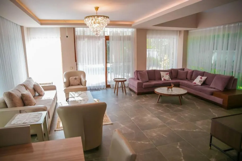 Alzuharia 5+1 Oezel Havuzlu Private Villa-1