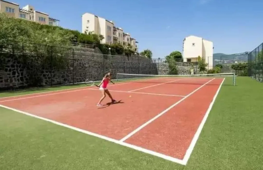 1-Bedroom Apartment W/ Studio Kitchen In 5* Resort-1