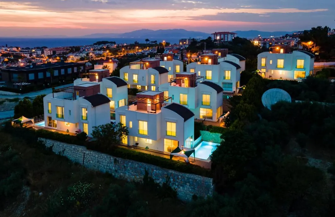 Ada Villas-1