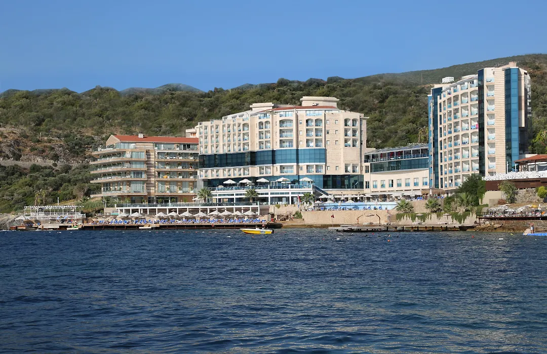 Charisma De Luxe Hotel-1