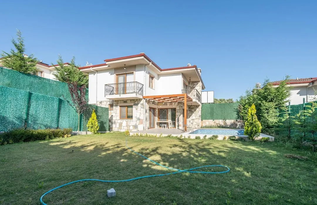Vintage Villas-1