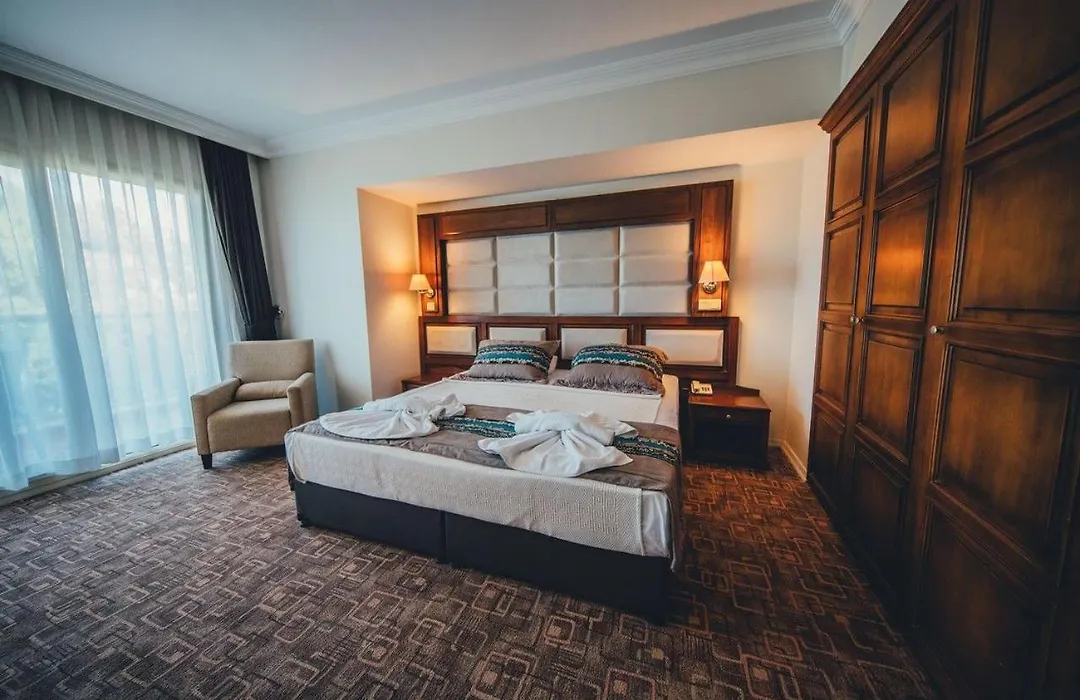 Grand Sahin'S Hotel-1