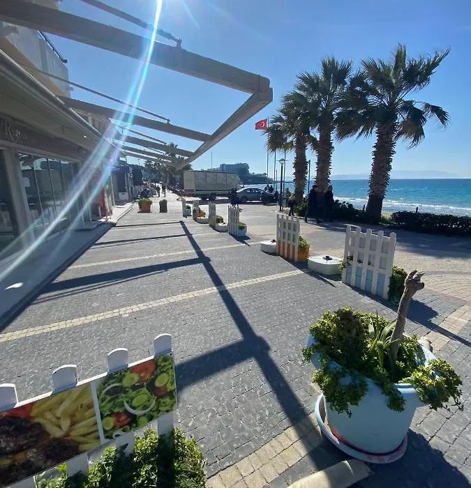 Kusadasi Kadinlar Denizi Kumsal Life-1