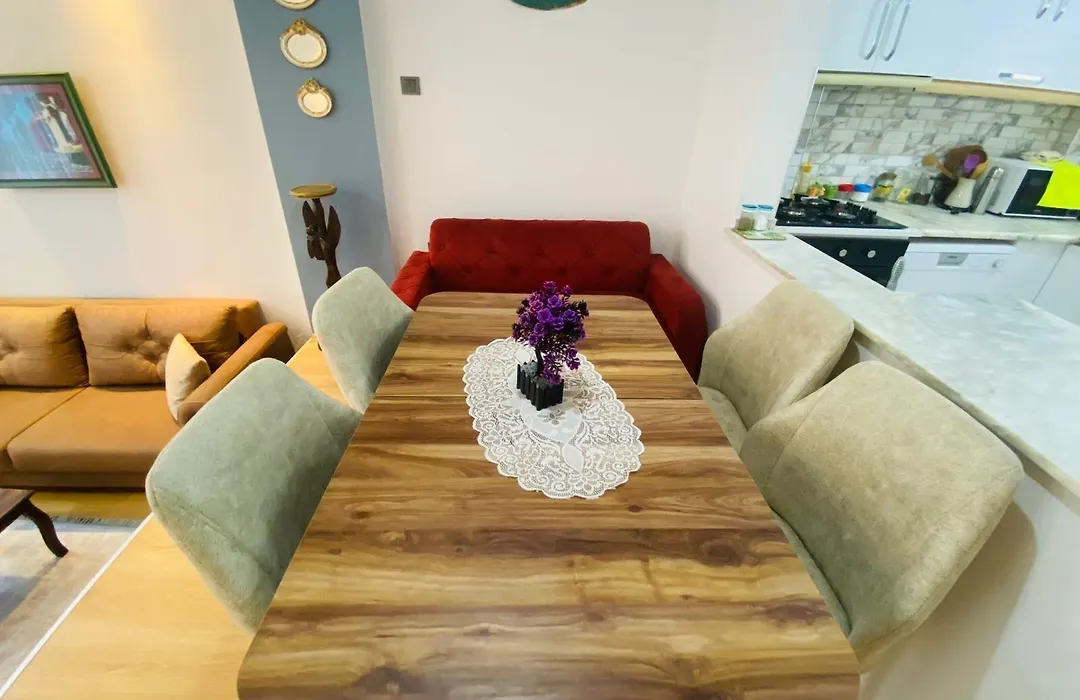 Beautiful 3-Bedroom House With Sea View And Garden-1