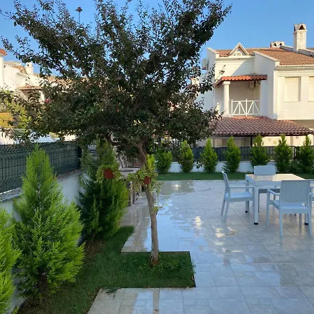 The Family Villa-2