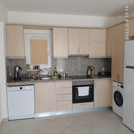 1-Bedroom Apartment W/ Studio Kitchen In 5* Resort-2