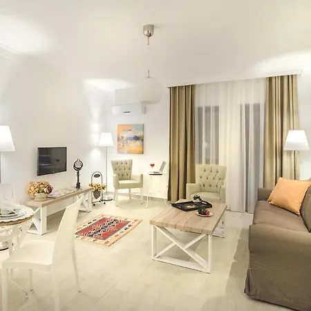 Rodina Suites Hotel-3