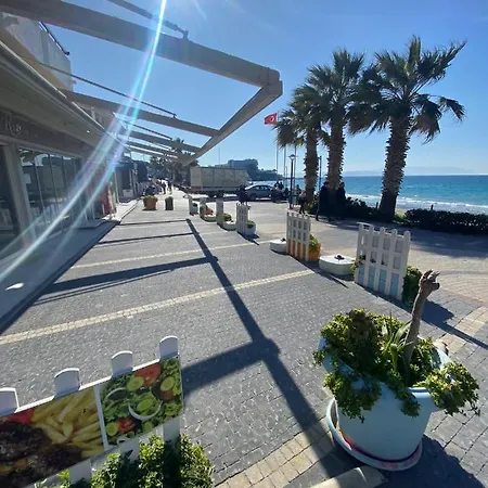 Kusadasi Kadinlar Denizi-3