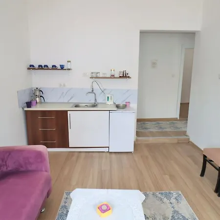 Feine Wohnung Mitten Im Zentrum-2