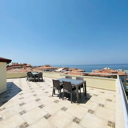 Full Manzarali Genis Terasli Havuzsuz Tatil Evi-2