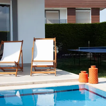 Gorgeous Central 5Br 5Ba Villa With Private Pool-3