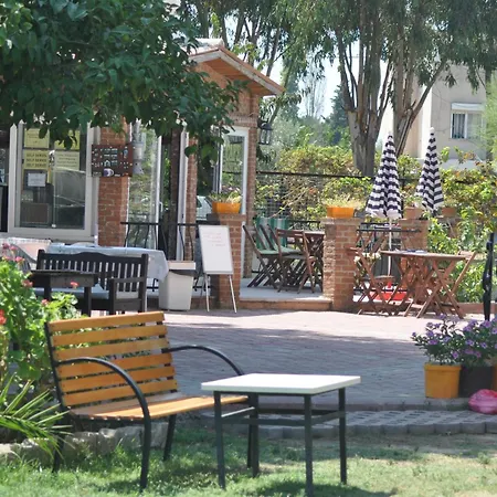 Mursel Garden Hotel-2
