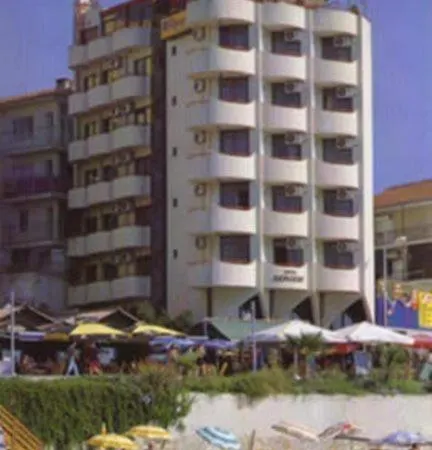 Sergent Hotel-3
