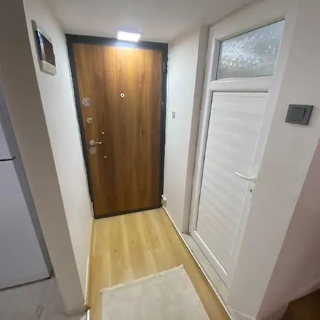 Beautiful 3-Bedroom House With Sea View And Garden-2