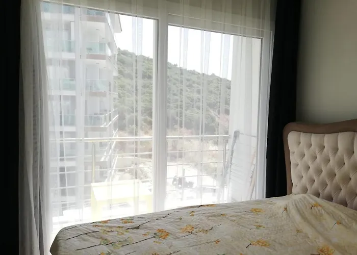 Appartement Plaja ve kuşadası merkeze araçla 8 dakika 1+1
