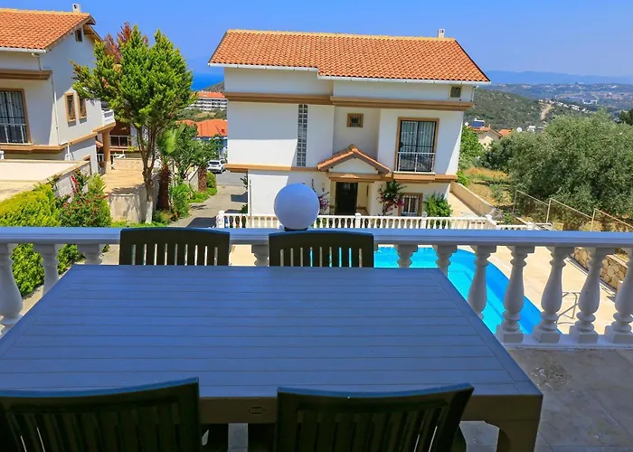 Huisdiervriedelijke Villa Polat Kuşadası